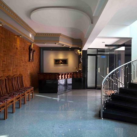 Hotel Chithra Канякумари Екстериор снимка