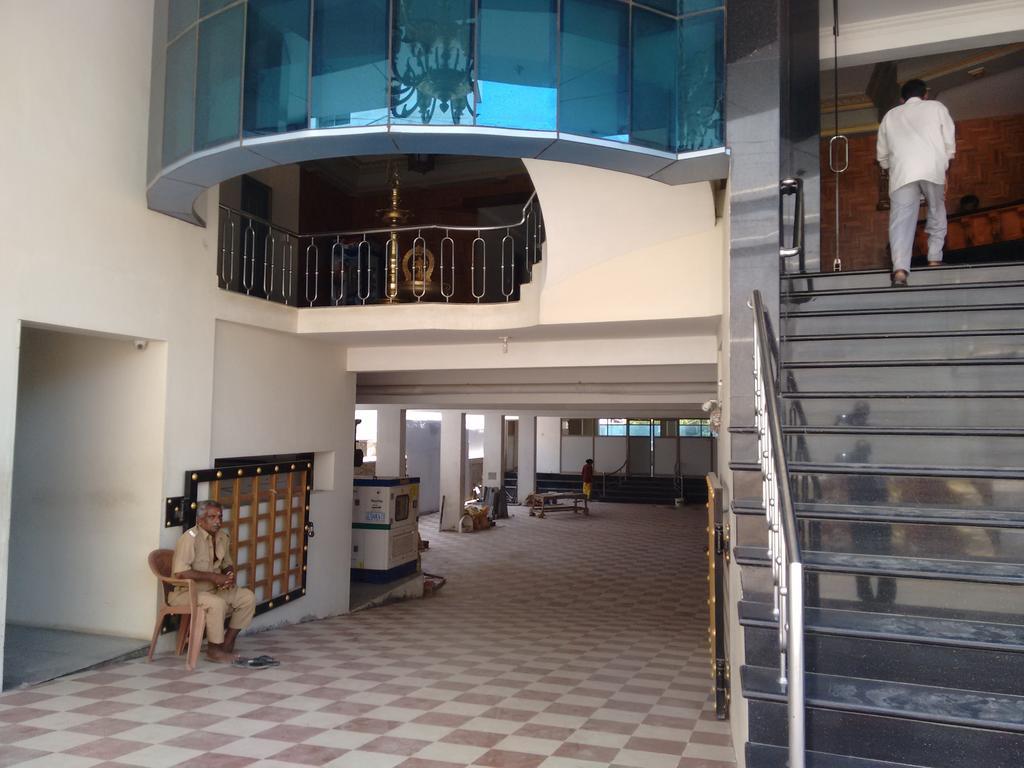 Hotel Chithra Канякумари Екстериор снимка