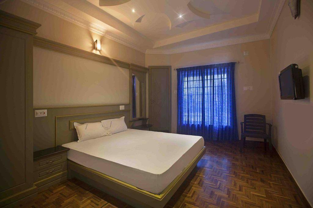 Hotel Chithra Канякумари Екстериор снимка
