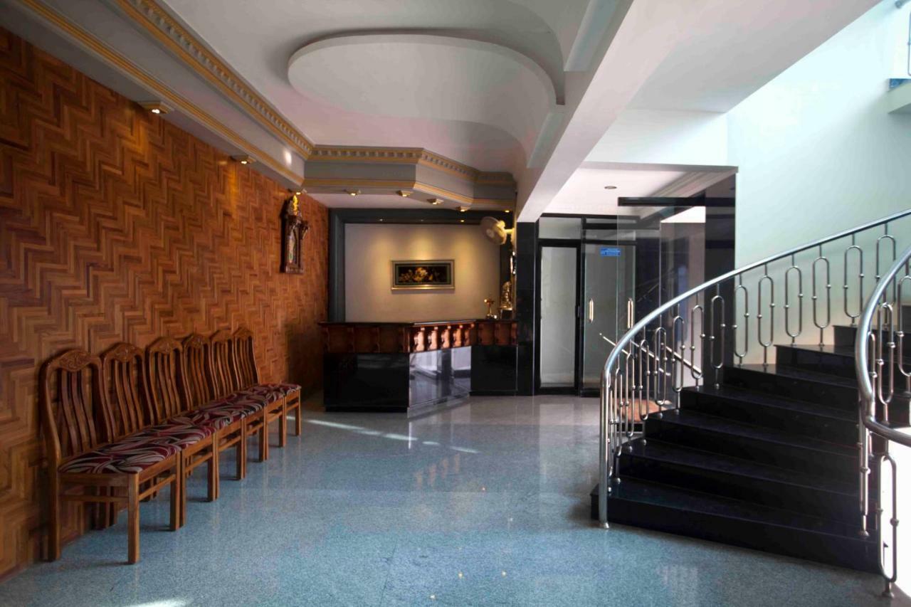 Hotel Chithra Канякумари Екстериор снимка
